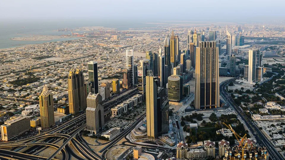 Dubajský realitní trh: Proč investoři zůstávají klidní navzdory krizi